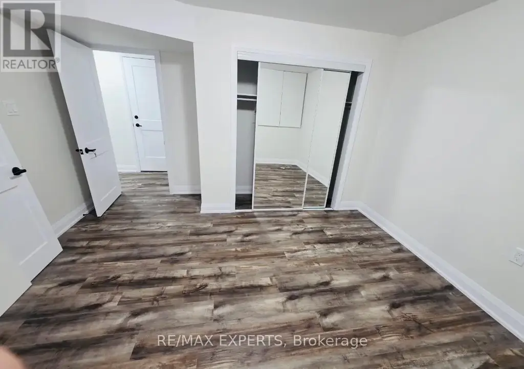 Bsmt - 3400 Erin Centre Boulevard, Mississauga (Churchill Meadows)